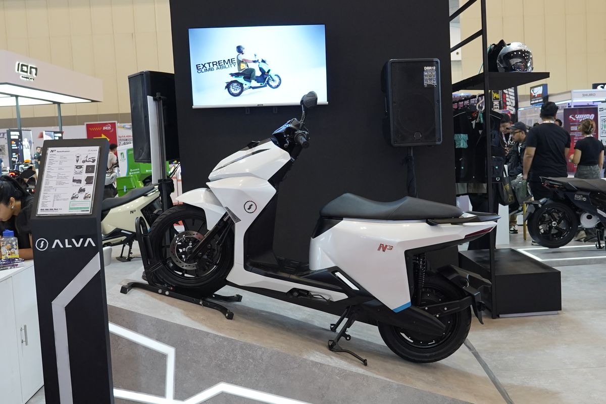 4 Motor Listrik Terbaru Di Indonesia 2025