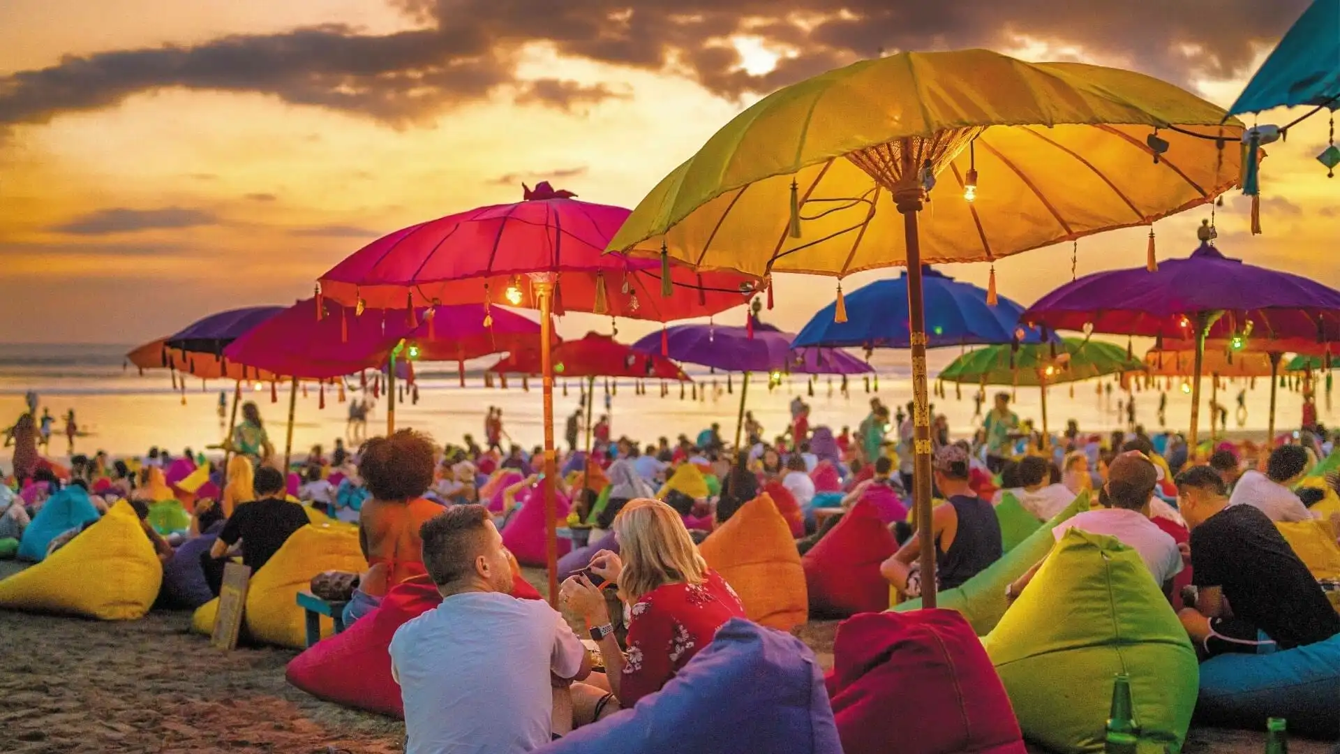 5 Destinasi Pantai Tercantik Di Bali